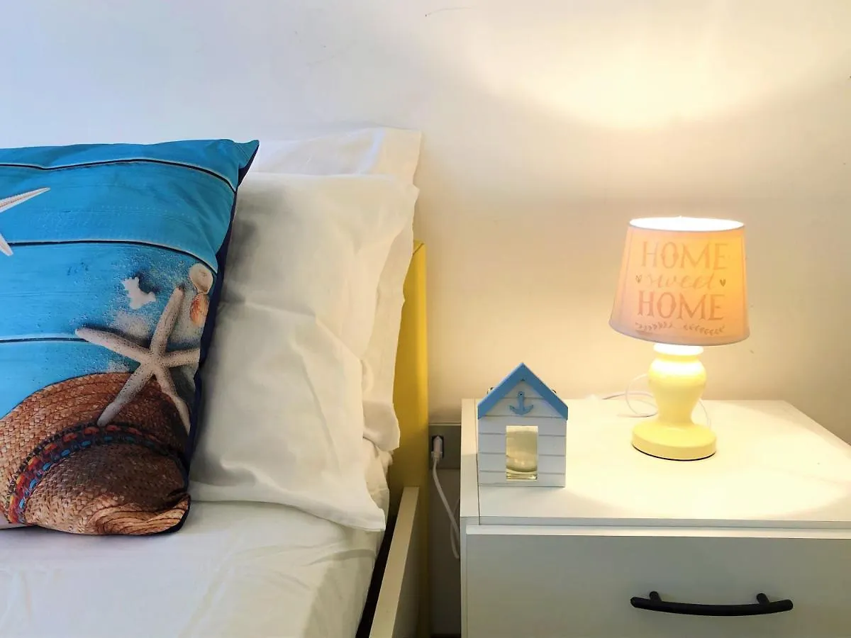 אלגהרו Apartment Malta